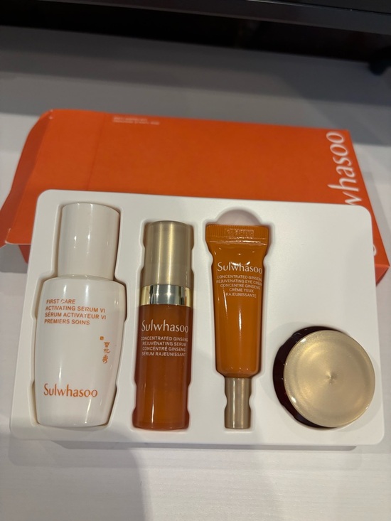 Sulwhasoo Other - Sulwahsoo Anti Aging Skincare Kit